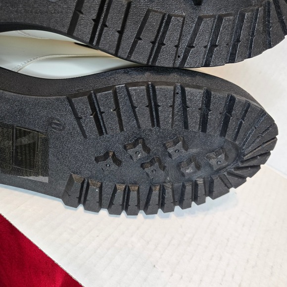 Weeboo NEW White Lace Up Platform Combat Boots Size 11 Chunky Sole Heel - Picture 11 of 11